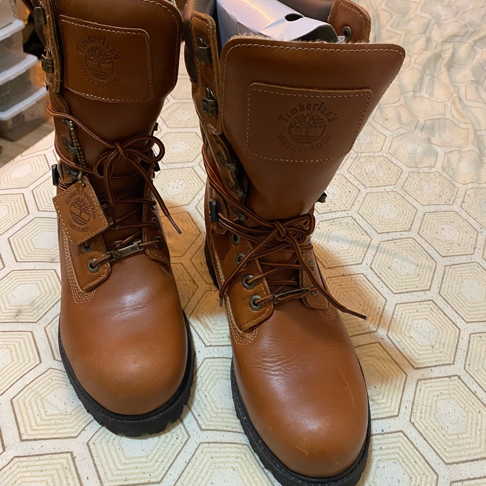 TIMBERLAND BOOTS
